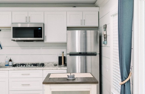 Mermentau Apartment | Studio style Cabana on the river