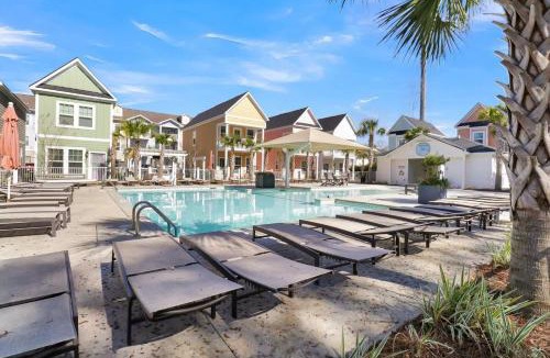 Goose Creek Apartment | Stunning 5-Bedroom Coastal Retreat in Hanahan