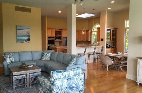 Palmetto Dunes House | STUNNING LAGOON & GOLF VIEWS!Spacious suites all with views! Close to beach!