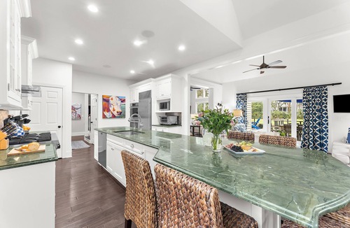 Vanderhorst Plantation House | Stunning, spacious renovation in the heart of Kiawah