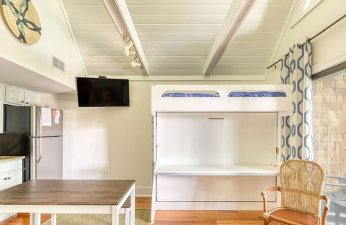 Kiawah Island Condo | Stylish Getaway with Lagoon Views, Free WiFi, & Easy Beach Access - Near Golf