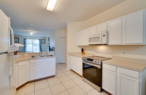 Sunset Ridge House | Sunlit Davenport Family Home w/Private Lanai