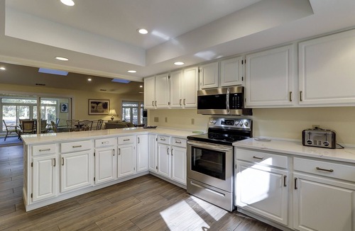 Shipyard Plantation House | Sunset Rentals | Kingston 29