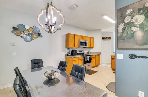 Sunset Ridge House | Swim, Golf & Park-Hop! Family Home in Davenport