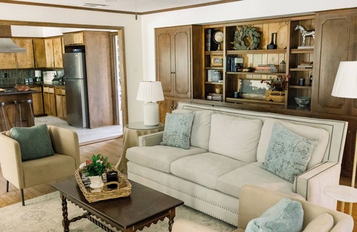 Fairbanks House | The Arlington House is a spacious home, perfect for larger families & gatherings