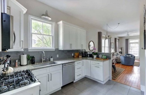Historic District - North Apartment | The Broad House, Historic | Renewed | Cozy