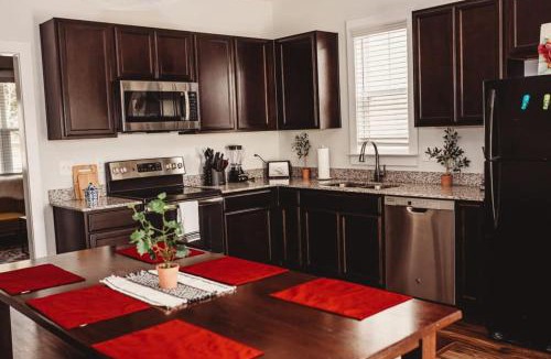 Columbia House | The Capital Cottage New Home Near USC & Bases