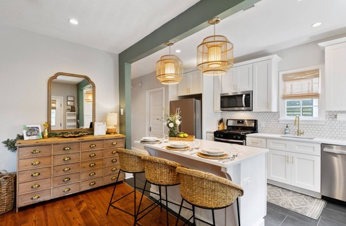 Cannonborough Elliotborough House | The Charleston Suites: The Emerson Suite