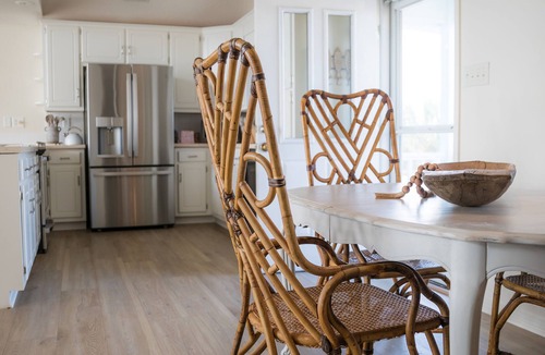Pass Chateau Harbor House | the DREAMCATCHER at Indian Bay - A peaceful waterfront escape