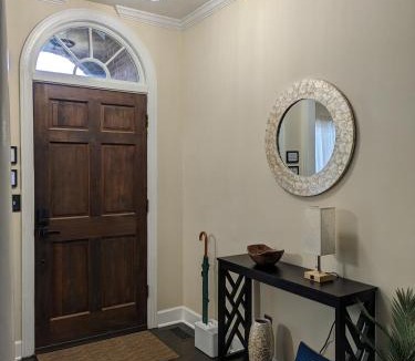 Huntcliff House | The Elizabeth