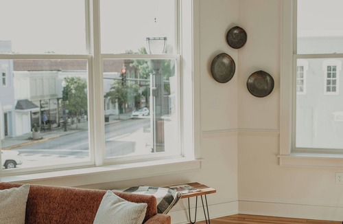 Camden Apartment | The Kirkwood Suite. Recently renovated with an Iconic view of downtown.