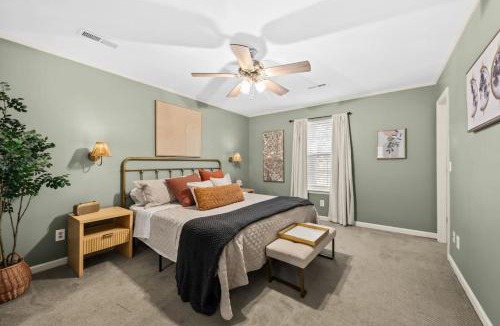 North Charleston House | The Laurel Oak House