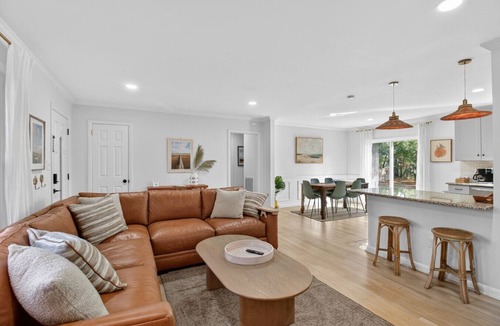 West Ashley House | The Low Tide - Hot Tub, Marsh View, Fire Pit