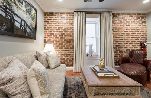 French Quarter Hotel | The Quarters on Vendue