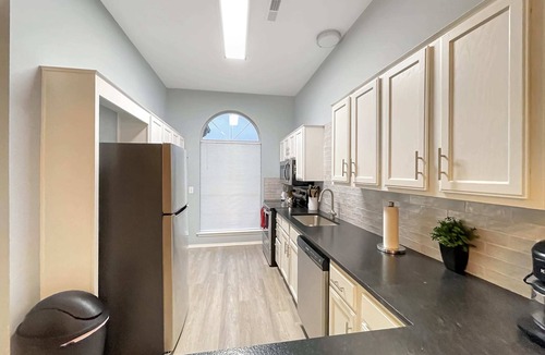Springdale House | The Stay at Steuben, Hot Tub, 2 houses, 6 BR