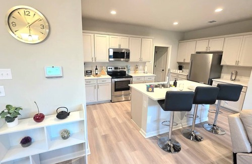Highlands - Perkins Villa | Tigers Stripe Stay Luxury Retreat by LSU - CL5602