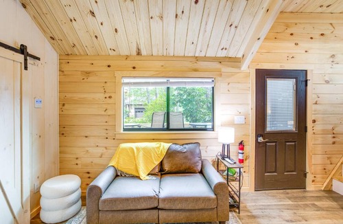 Chapin House | Tiny Cabin on Lake Murray, Private Dock for Boats