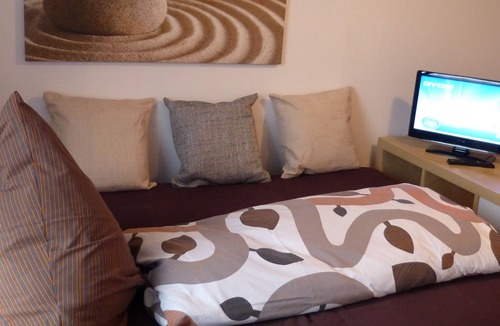 Uttenreuth Apartment | Tiny Studio