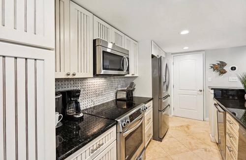 South Beach Villa | Townhome in Sea Pines | Steps to Beach and Marina!