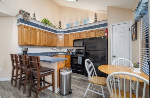 Midtown Ocean City Condo | Two Bedroom Condo With A Bonus Loft Area and Great Bay Views