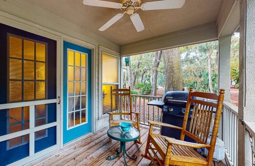The Cottages Condo | Updated Island Escape with Dual Suites Golf, Tennis, Beach Club, Near Dining