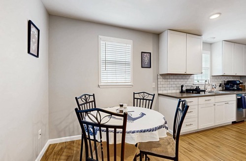 Hanahan House | Updated Pet-Friendly Home Near Park Circle, Charleston & Beaches