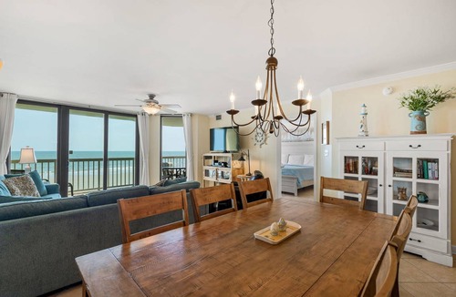 Folly Beach Condo | 130 m² Condo ∙ 3 bedrooms ∙ 8 guests