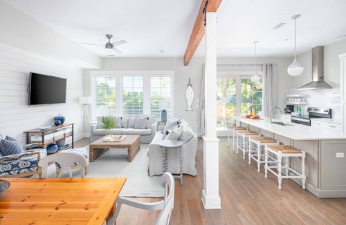 Folly Beach House | Walk Everywhere! 12BR Retreat, 3 Pools, Sleeps 24+
