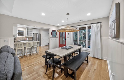 West Beach House | Walk to beach, pool and community dock