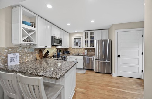 West Beach House | Walk to beach, pool and community dock