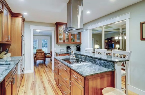 North Forest Beach House | Walk to beach, Coligny shops, heated pool, new furnishings, large yard 070566