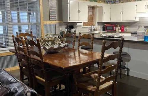 Desha Cabin | Water front 5 bedroom 2 bath Pendleton Point