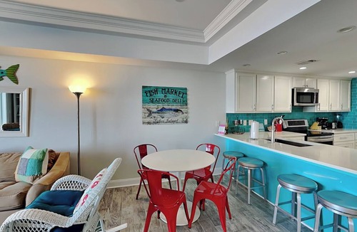 Tybee Island Condo | Waterfront condo w. resort amenities + unbeatable views!