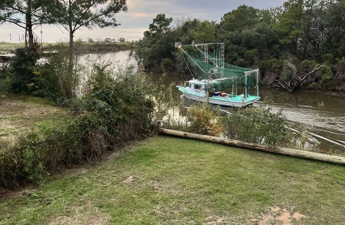 Kreole Cottage | Waterfront Home 3BD/4BA 2 Boat Docks Hot Tub Peaceful Retreat with Amazing Views