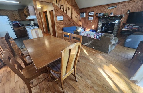 Wilburn Cabin | Weaver’s Trout House – Angler’s Dream with Private Dock on Little Red River