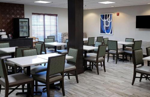 Port Wentworth Hotel | Wingate by Wyndham Savannah I-95 North