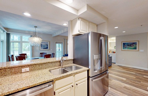 Palmetto Dunes Villa | Wonderfully Updated Two Bedroom Villa Close to Pool and Beach!