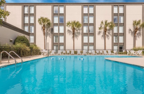 Summerville Hotel | Wyndham Garden Summerville