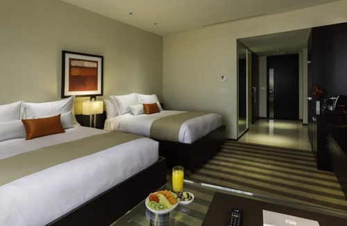 Seybold Hotel | Your Miami Vacation Starts Here! 4 Spacious Rooms w/2 Double Beds, Pool Access