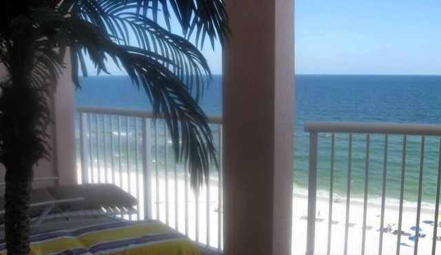 10th Fl Condo-Best View On The Beach. Watch dolphins from the large balcony.