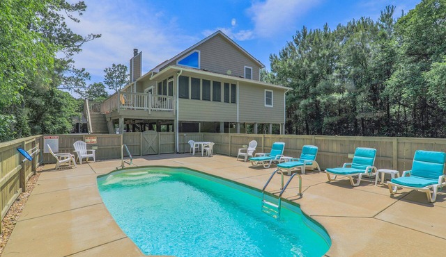 1215 - Corolla Hideaway - Oceanside Corolla Escape w/Pool & Hot Tub in Corolla
