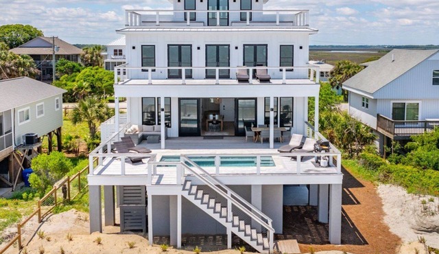 1713 East Ashley! Luxurious Home, Private Oceanfront Pool