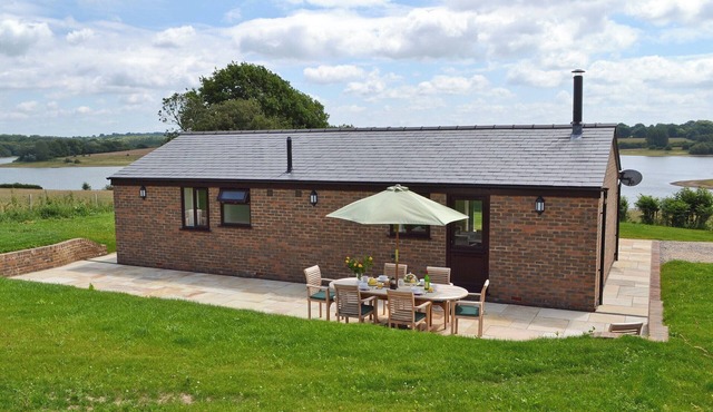 2 bedroom accommodation in Wadhurst, near Tunbridge Wells in Wadhurst