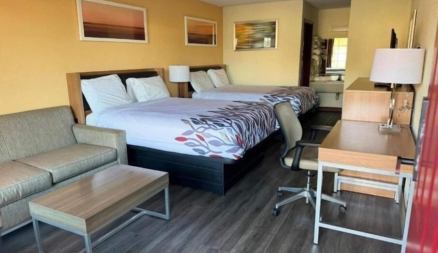 3 Great Value Rooms Near Taco Bell – Each w/TV, Perfect for Travelers