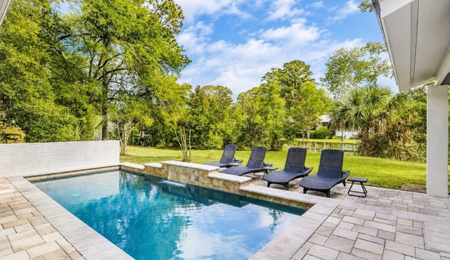 4 Merganser Court -Dog-Friendly, Private Pool, & Quick Walk to Beach/Marina