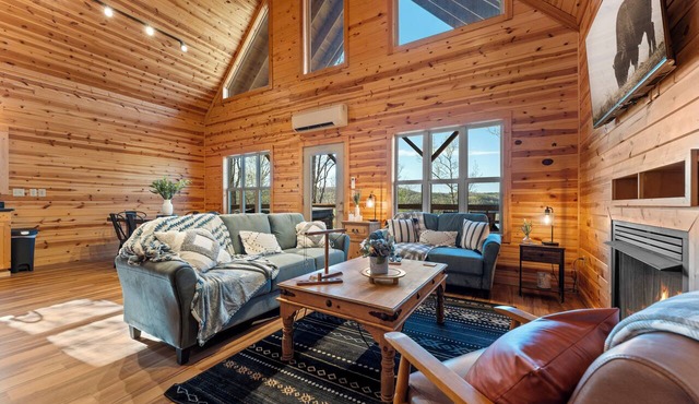 5 Cabins for Groups - Sleeps 54 + Hot Tubs in Jasper