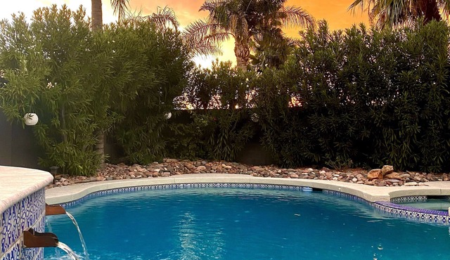 9 AM check in 9 PM check out, south facing sunny yard, Kierland area, 6 bikes in Scottsdale