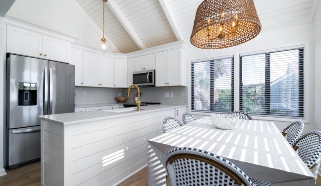 940 Sealoft Villa
