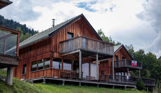 Appealing chalet with terrace in Stadl an der mur