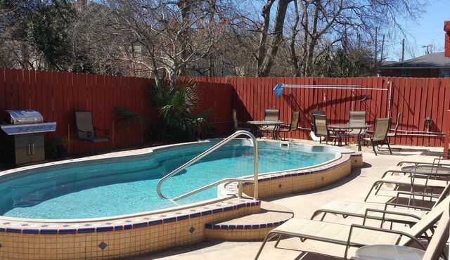 Awesome Downtown condo in Savannah